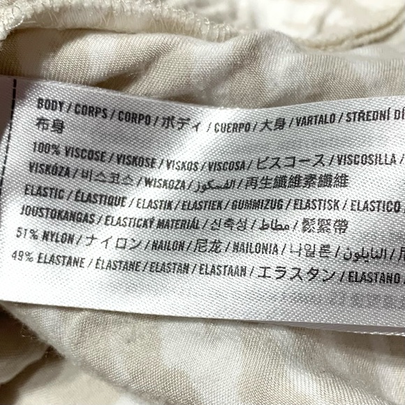 Abercrombie & Fitch Nude Beige Slip On Mini Dress Size Medium - Picture 8 of 9